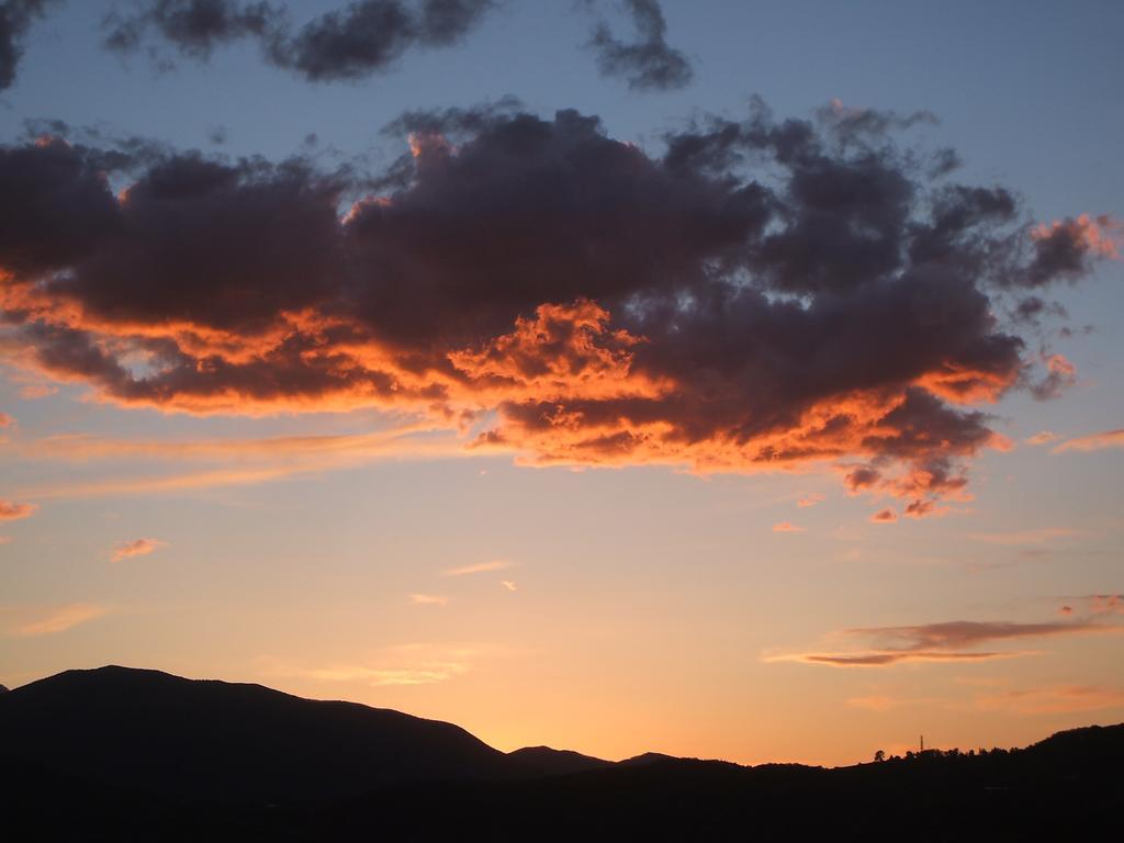 Nel Cielo... Di Barga Hotel Buitenkant foto