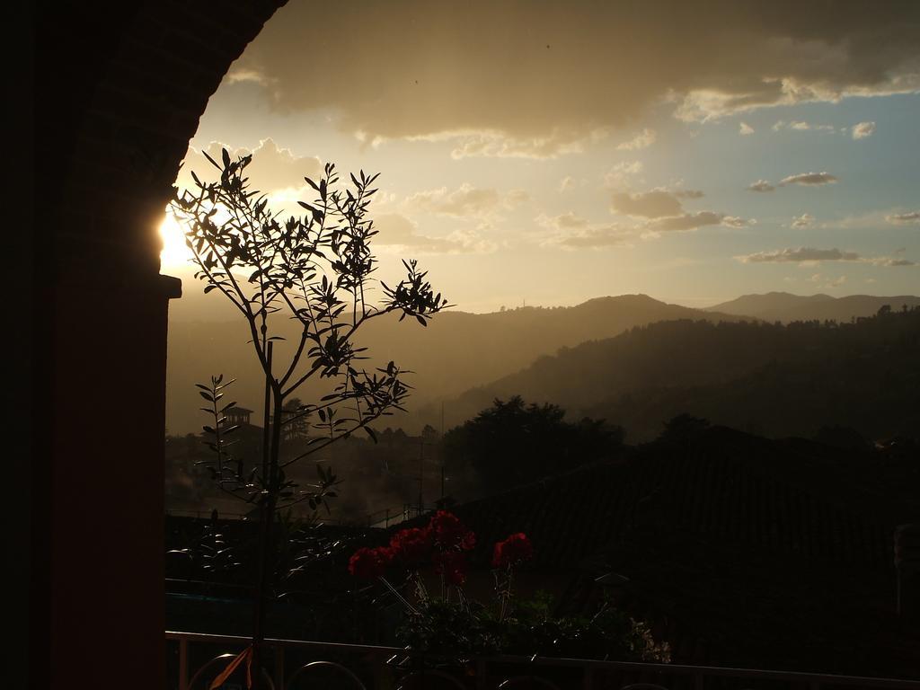 Nel Cielo... Di Barga Hotel Buitenkant foto